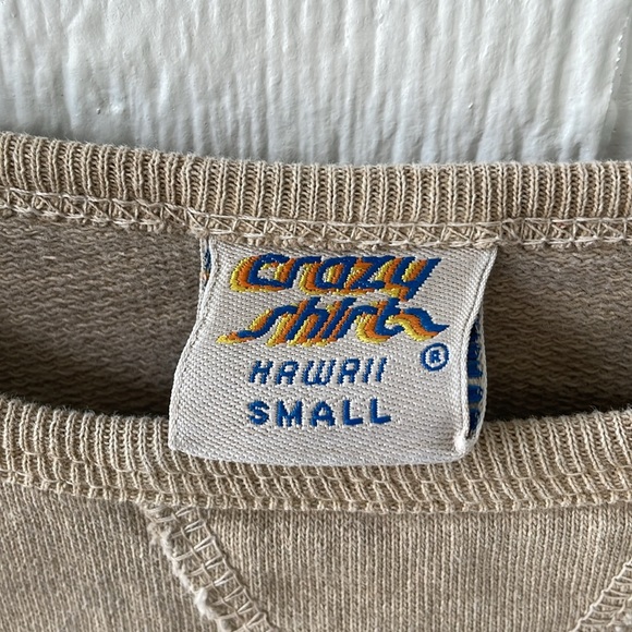 EUC vintage Crazy Shirts Hawaii embroidered sun top - Picture 5 of 6